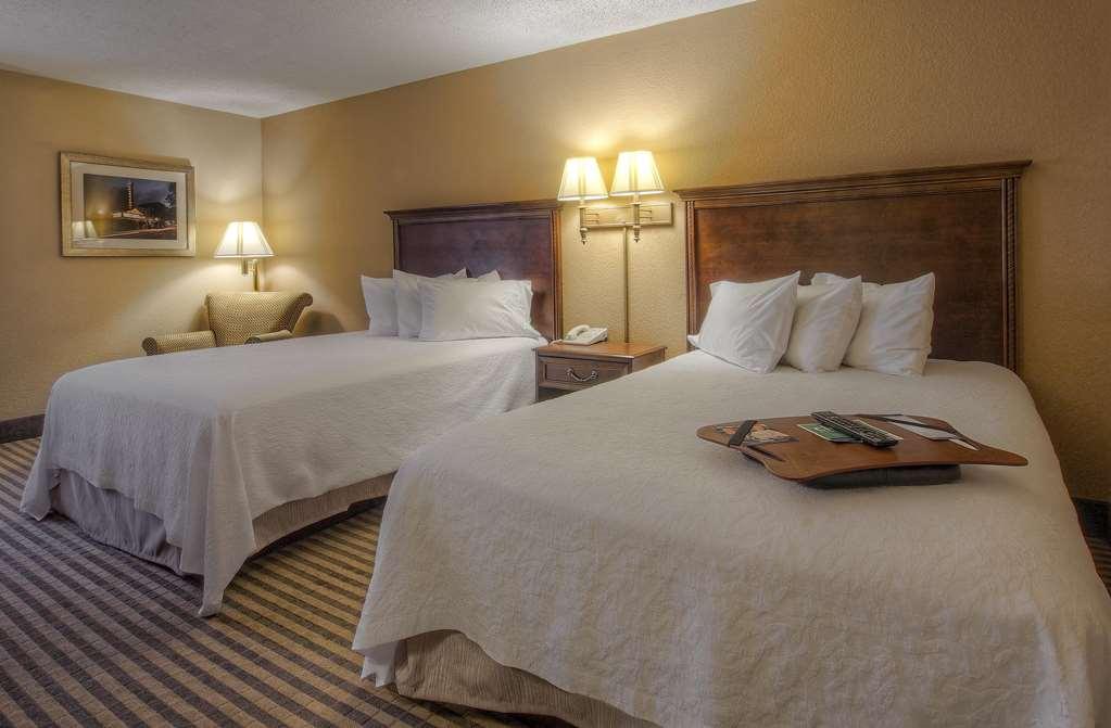 Hampton Inn Бристол Номер фото