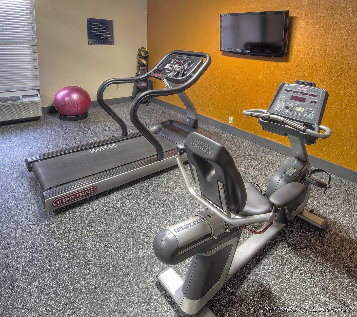 Hampton Inn Бристол Экстерьер фото