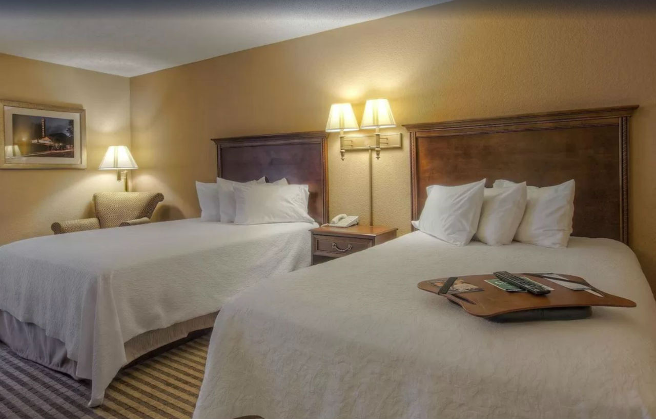 Hampton Inn Бристол Номер фото